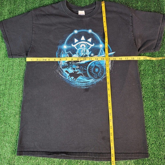 RARE Legend of Zelda Breath of the Wild Sheika Eye Black T-Shirt Medium Nintendo - Picture 8 of 8